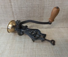 Art Nouveau ideal poppy grinder