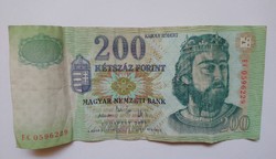 Régi kétszáz forint bankjegy pénz ingyenposta