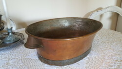 Large red copper vajling, kitchen utensil, vase, flower pot