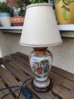 Keleti porcelán asztali lámpa