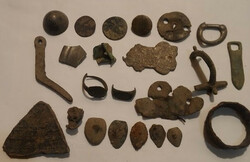 Roman, medieval object lot