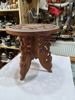 Indiai fa asztal