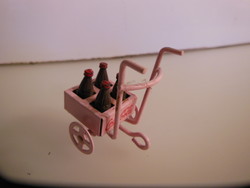 Metal - miniature - coca - cola - cart + compartment - 4 x 3 x 3 cm - perfect