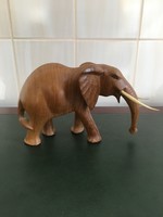Elefánt szobor figura fából #1