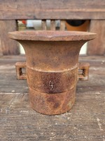 Cast iron mortar size 4