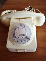 Retro dial phone.