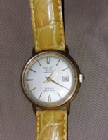 Poljot de luxe / 29-stone wristwatch with date display