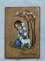 Régi képeslap, kislány báránnyal