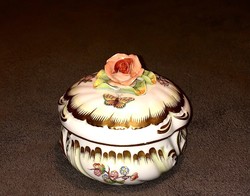 Nagy , rózsás ,Viktória mintás , Herendi bonbonier !