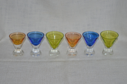 6 db régi kézi csiszolású színesüveg likőrös pohár  ( DBZ 00126 )