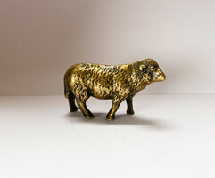 Régi bronz bárány figura.