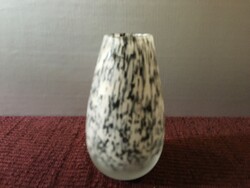 Artistic, acid-etched kahaku glass vase!!Po