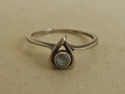 Szép kis  régi pénzverdés ezüst gyűrű valódi akvamarinnal