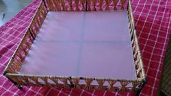 Plexiglas flat tray with retro metal structure, woven with raffia,