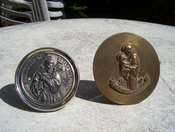 Saint Antal and Saint Francis metal table pictures