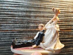 Lakodalmi, esküvői torta dísz menyasszony, vőlegény műanyag