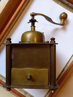 Old copper coffee grinder from around 1900.