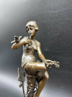 Lady with a bird - bronze, marble statue