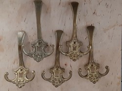 Three-pronged copper hangers with a baroque pattern, 5 pieces in one, large size
