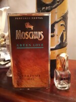 Moschus Green love parfüm doboz és üvegében kb.2 csepp parfüm.