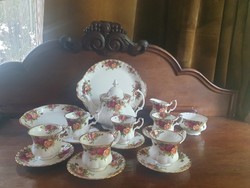Royal albert old country roses coffee set with 2 dispensers