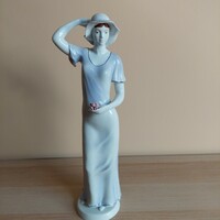 Woman in Ravenclaw hat with flowers 40 cm porcelain figure