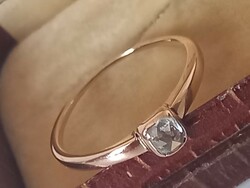 Antik arany gyűrű gyémánt kővel Yanga részére