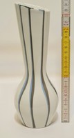 Aquincumi barna, kék csíkos porcelán váza (2344)