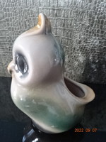 Craftsman glazed ceramic figurine, shiny owl, table centerpiece. There are! Nice ones.