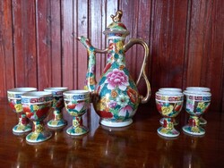 Chinese brandy set with gold decoration is negotiable