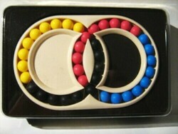 Magic ring logic game from 1982-rubik era