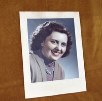 Mútermi női portré fotó Fővárosi FOTÓ Vállalat 1957 23 x 29 cm + hordozókarton