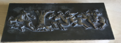 IPARMŰVÉSZETI -SZÉCSI jelzéssel -VADÁSZjelenettel-bronz  domborművel fabetétes DOBOZ