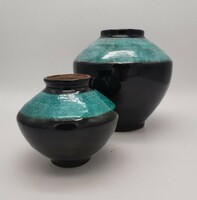 Borsodi Ágnes retro kerámia váza 2. 12,5 cm magas, jelzett, türkiz