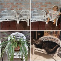 Wicker play chair and bench