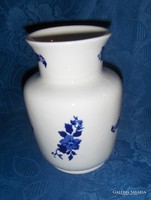 Kék virágos fehér kerámia váza 17,5 cm (11/d)