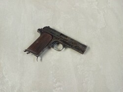 Frommer 37m ii. World War Horthy era pistol