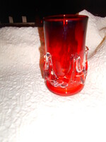 Élénk piros színű  kézműves   üveg  váza