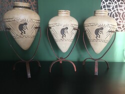 Mexikói kerámia váza szett, fém lábakon (3 db)