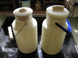 3 db klasszikus műanyag tejes kanna