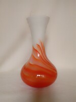 Nagyméretű, olasz, formába fújt üveg váza narancs fehér mintával, muránói, jelzetlen
