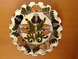 Korondi fali tányér népi virágmintával, jelzett, Molnos Árpád