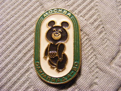 Misa teddy bear badge 1980