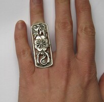Extravagant, antique, floral silver ring