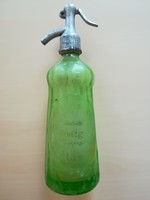 Fejazonos zöld szódásüveg