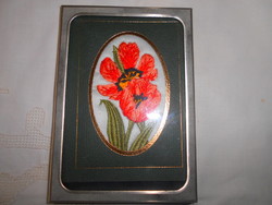 Picture framed with silk embroidery with floral motif