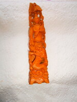 Aprolékosan kidolgozott faragott szantálfa nő  figura   sárkánykigyóval  27,5 cm  hossz