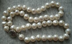 Akoya light beige necklace 8.5--6.5 mm, baroque