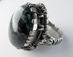 512T. 1 Forintról! Antik ezüst (7,3 g) gyűrű, hatalmas Türkiz kővel, az 1800-as évekből, kézi munka!