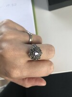 Beautiful, spectacular silver ring with marcasite stone